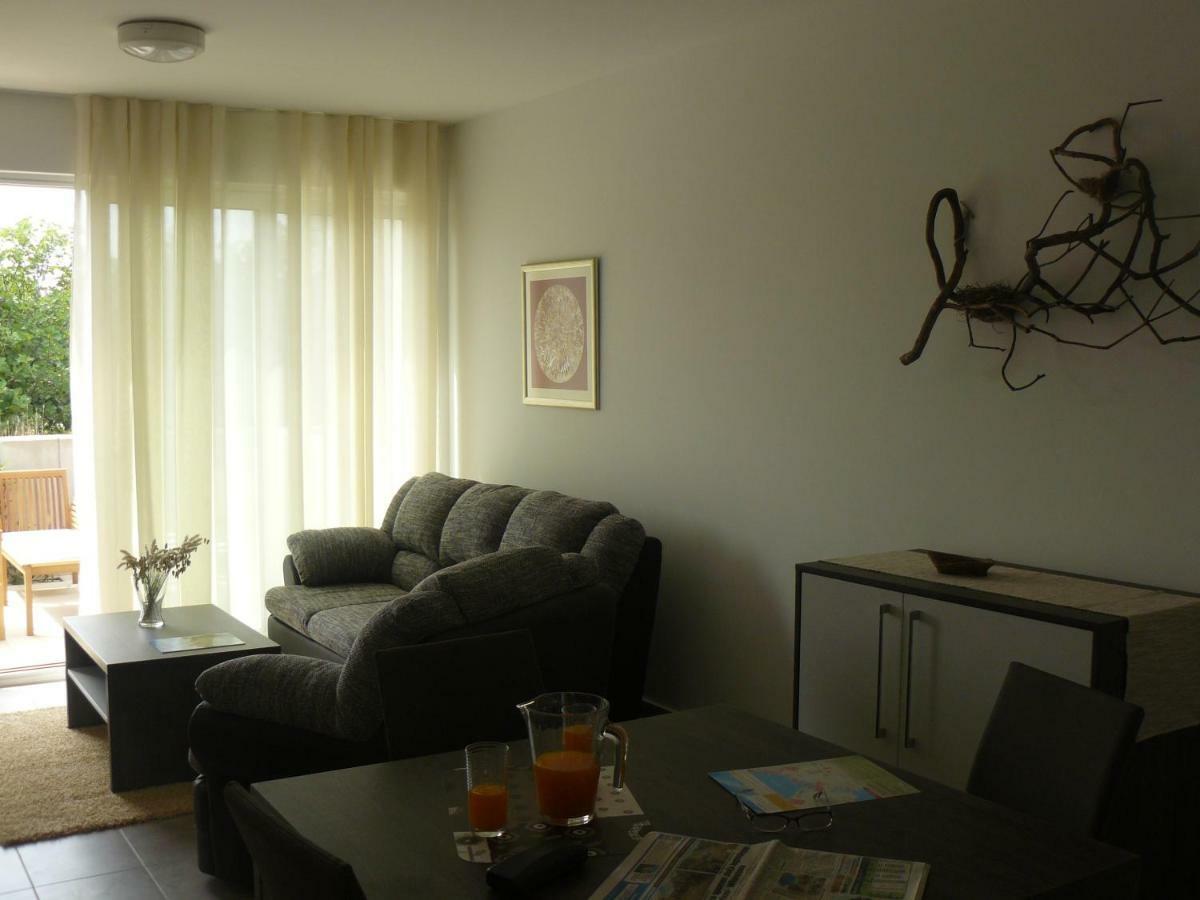 Our Nest Accommodation Привлака Екстер'єр фото
